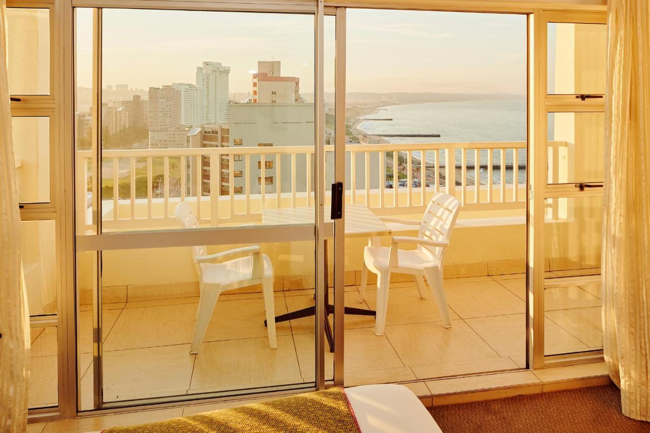 First Group The Palace All-Suite Durban Bagian luar foto