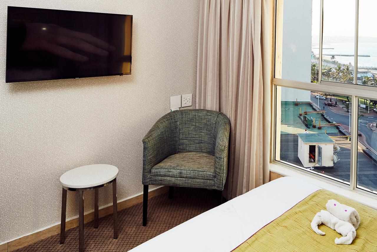 First Group The Palace All-Suite Durban Bagian luar foto