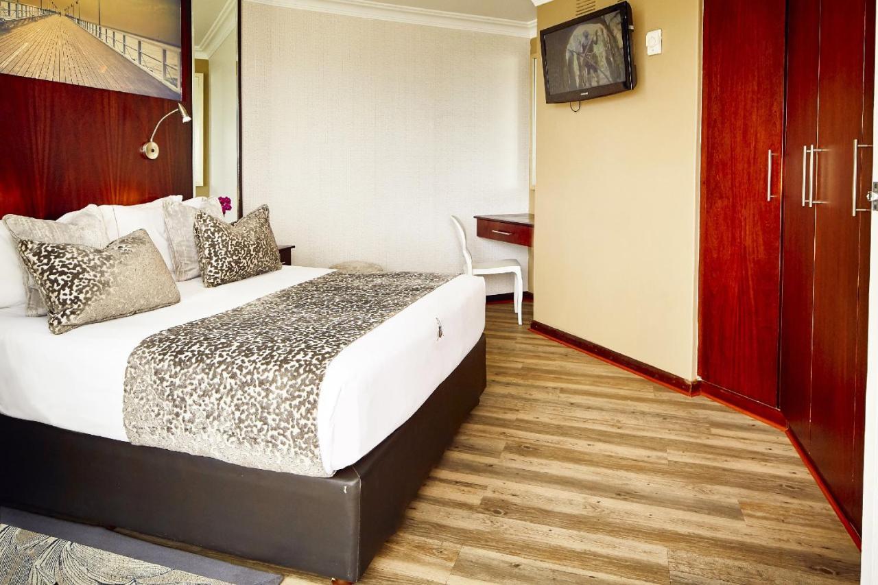 First Group The Palace All-Suite Durban Bagian luar foto